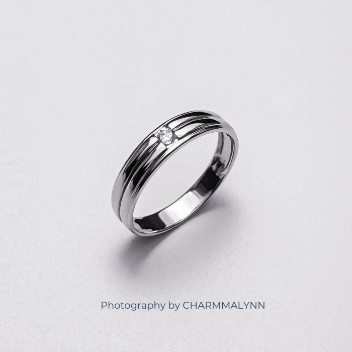 แหวนผู้ชาย รุ่น Line Channel Setting Diamond Band Ring