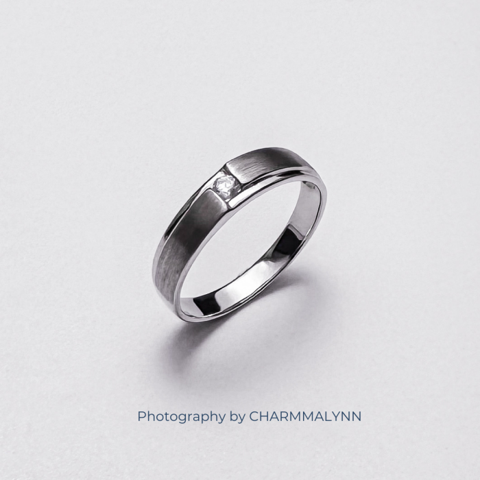 แหวนผู้ชาย รุ่น Cross Line Mens Diamond Ring