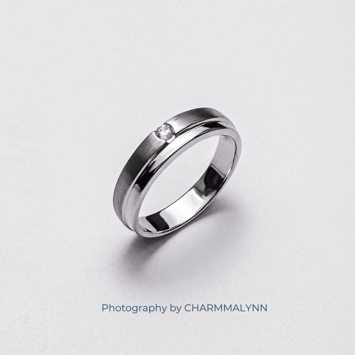 แหวนผู้ชาย รุ่น Dual Matte and Glossy Mens Diamond Ring