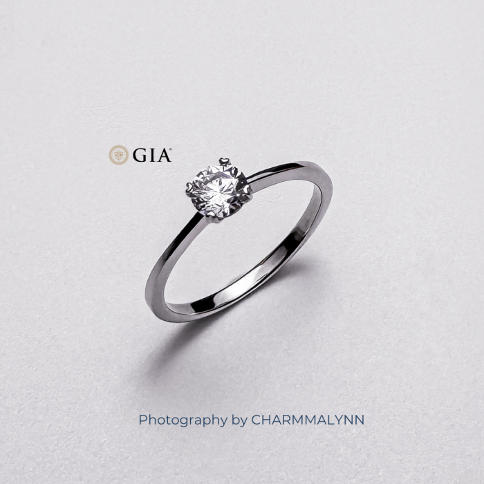 9K White Gold Classic Heart Prong Solitaire Diamond Ring