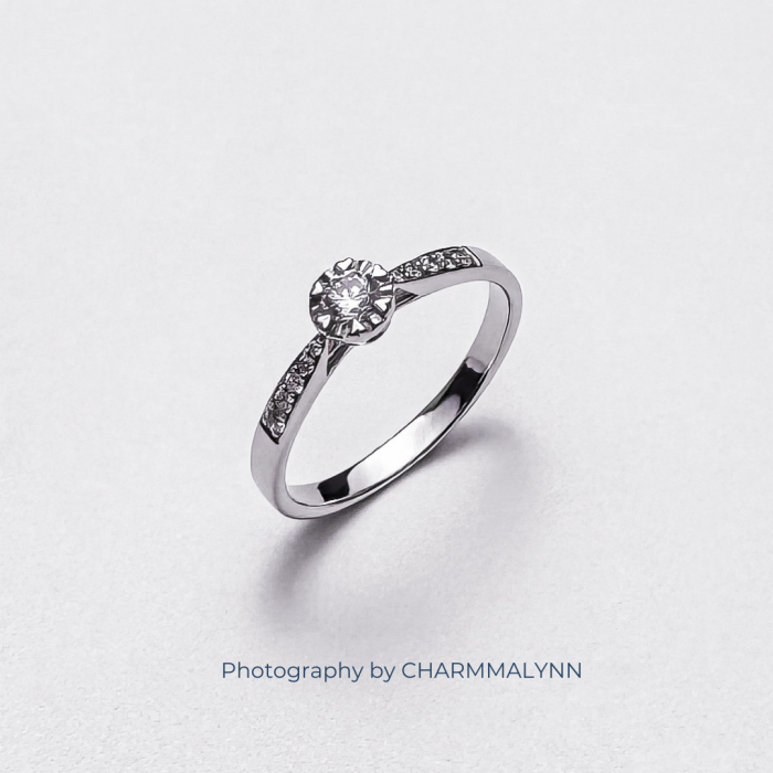 9K White Gold A Heart Four Prongs Illusion Diamond Ring