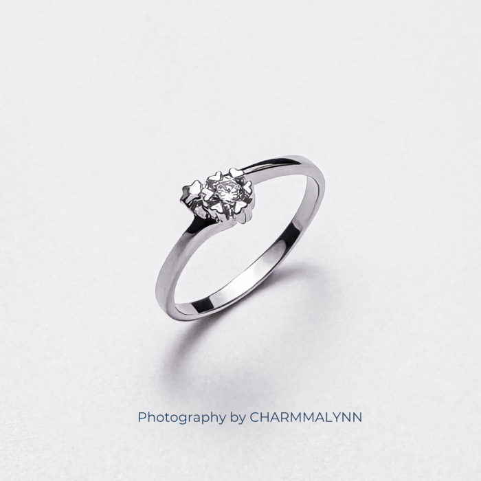9K White Gold The Cute Star with Heart Solitaire Diamond Ring