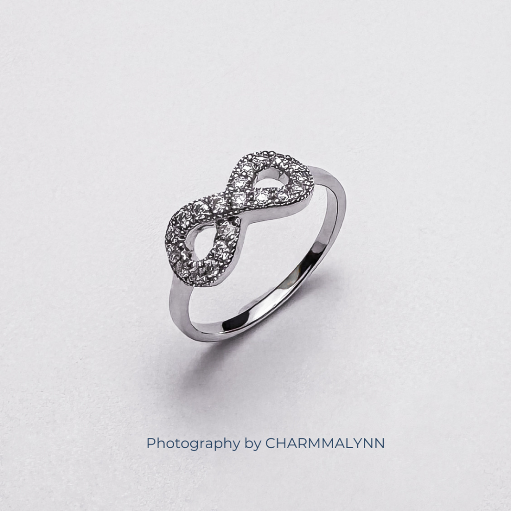 9K White Gold Forever Infinity Diamond Ring
