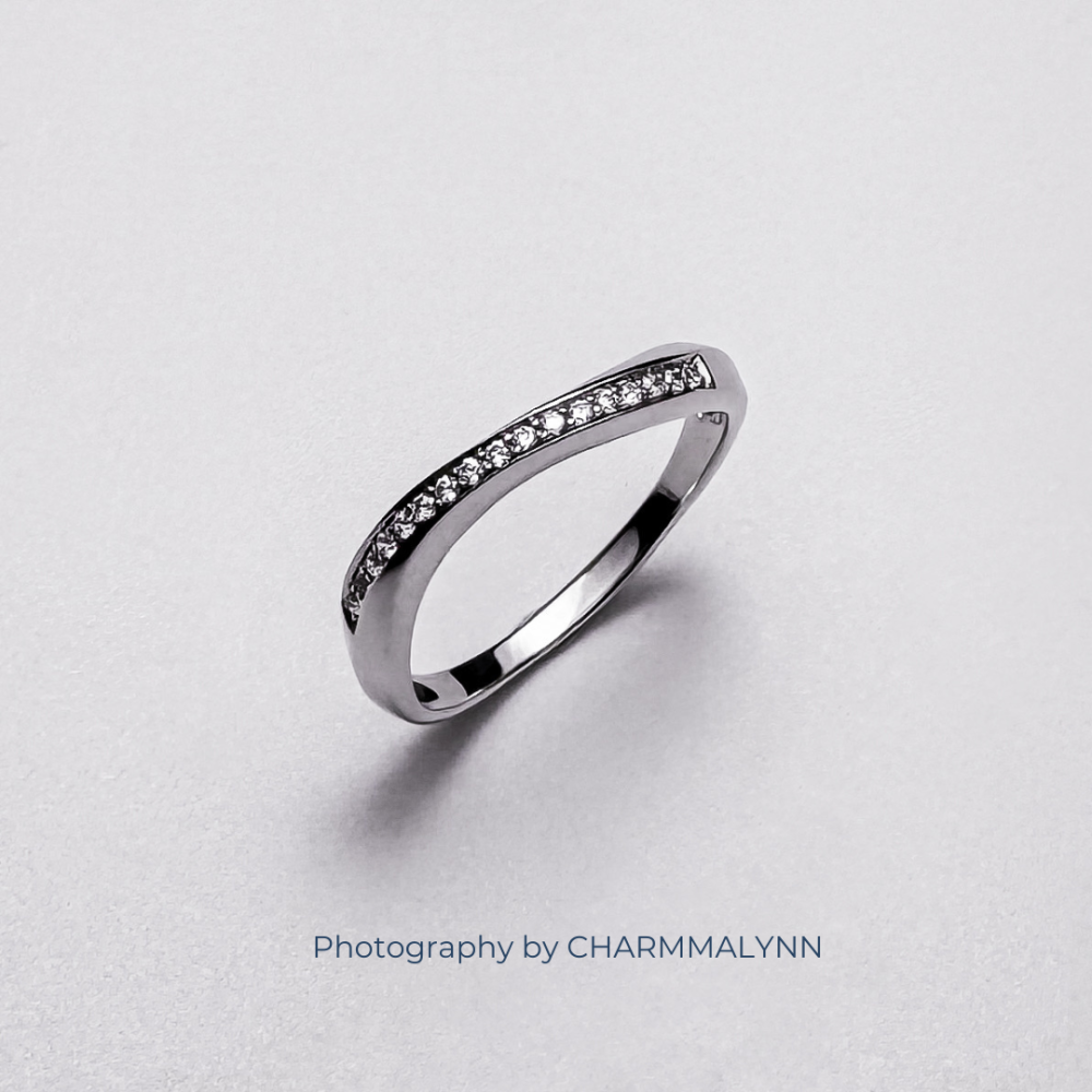 9K White Gold Mini Tidal Band Diamond Ring