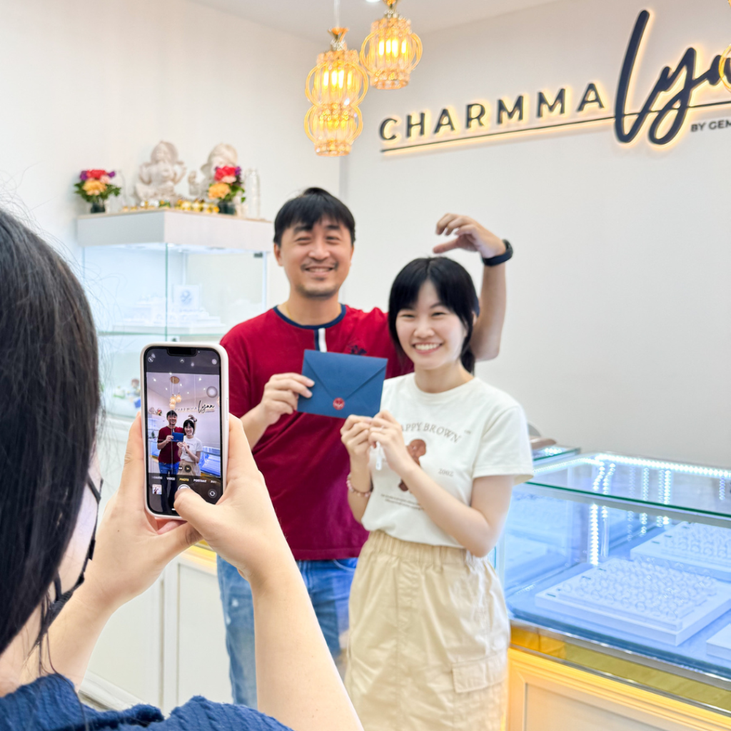 ลูกค้า Charmmalynn